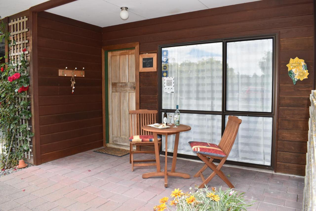 Bed and Breakfast Olivista Masterton Exterior foto