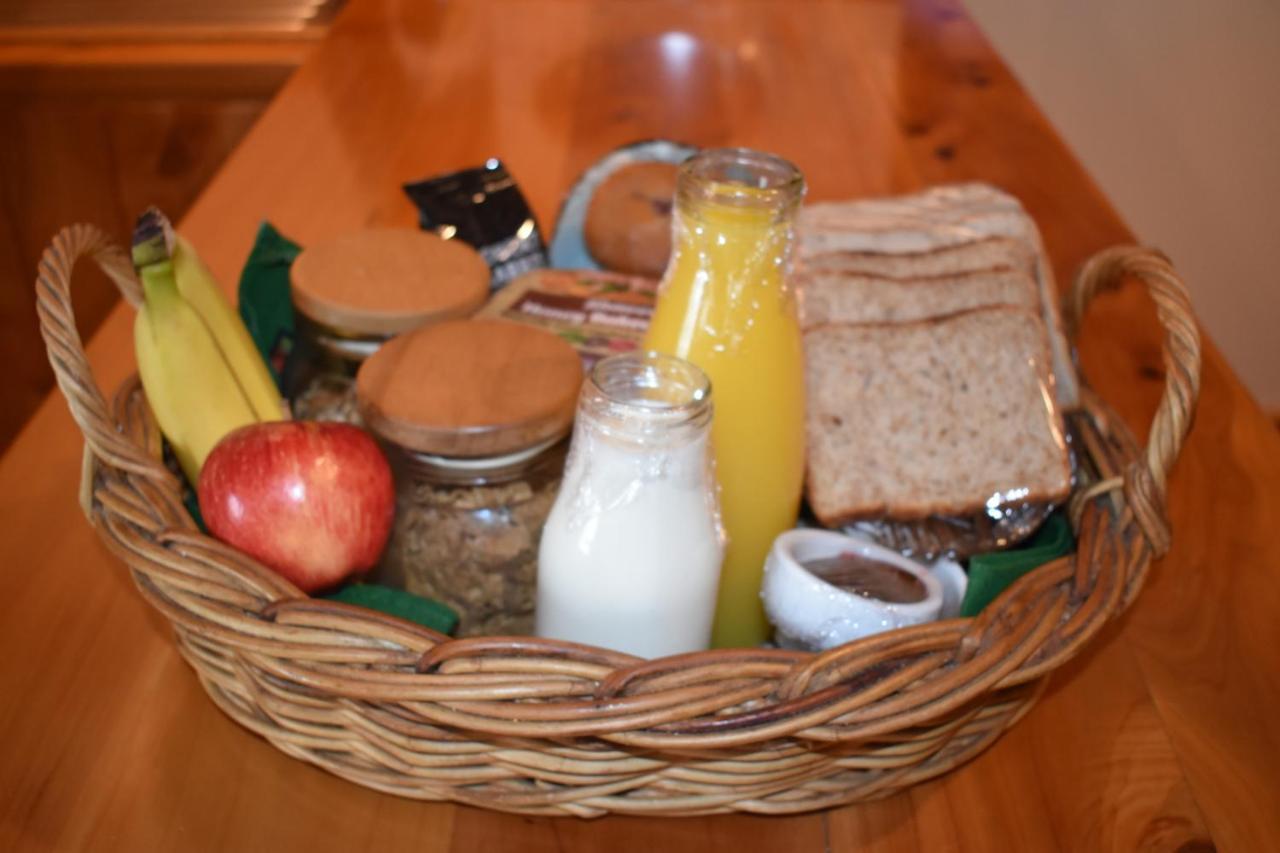 Bed and Breakfast Olivista Masterton Exterior foto